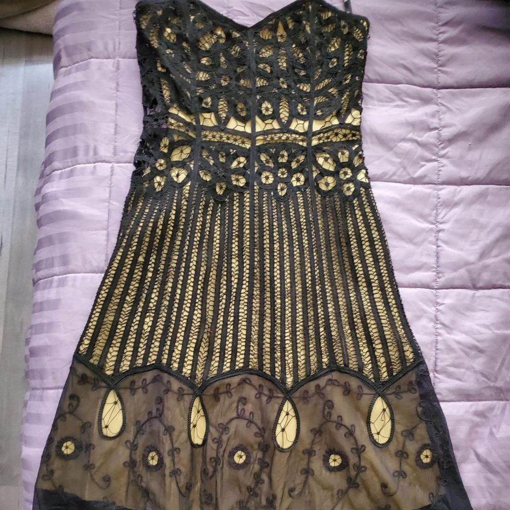 Betsy Johnson black crochet dress SZ 2